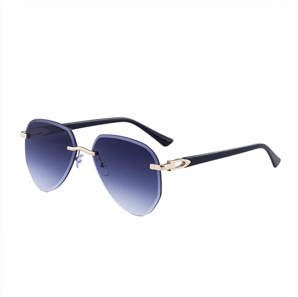 Stylish Blue Gradient Sunglasses